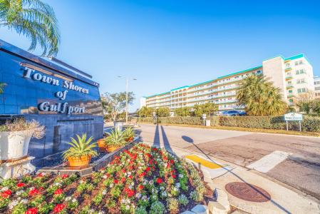 6279 Sun Blvd #503, St Petersburg, Florida 33715, USA