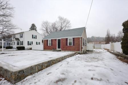 232 Pleasant Street, Melrose, Massachusetts 02176, USA