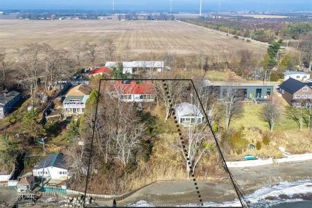 20874 CEMETERY ROAD, Wheatley, Ontario N0P 2P0, Kanada