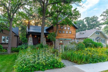 1493 WELLINGTON CRESCENT SOUTH, Winnipeg, Manitoba R3N 0B6, Canadá