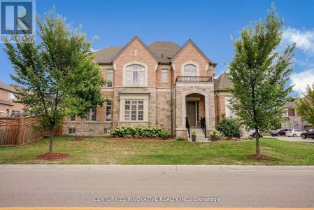 94 BRABIN CIRCLE, Whitby, Ontario L1P 0C1, Canada