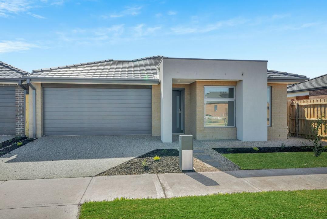 25 Bluestar Grove, Thornhill Park, VIC 3335, Australia