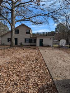 265 Watson St., Hampton, Arkansas 71744-9505, USA