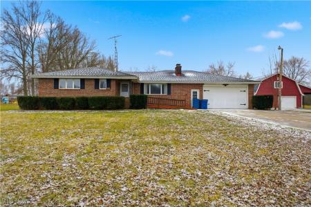 5253 Palmyra Sw Road, Lordstown, Ohio 44481, USA