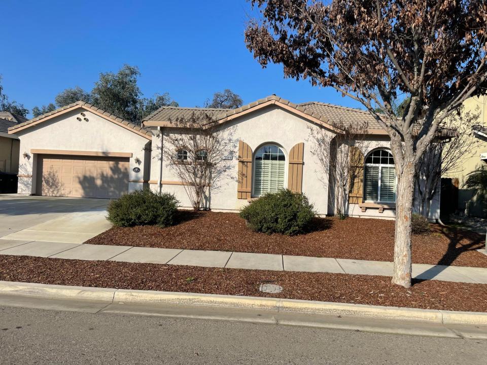 3020 W Ceres Avenue, Visalia, California 93291, HOA KỲ