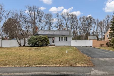 157 Spring St, East Bridgewater, Massachusetts 02333, USA