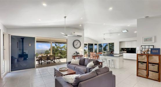 50 Ratcliffe Road, Hunchy, QLD 4555, Australia