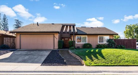 7029 Amberwick Way, Citrus Heights, California 95621, USA