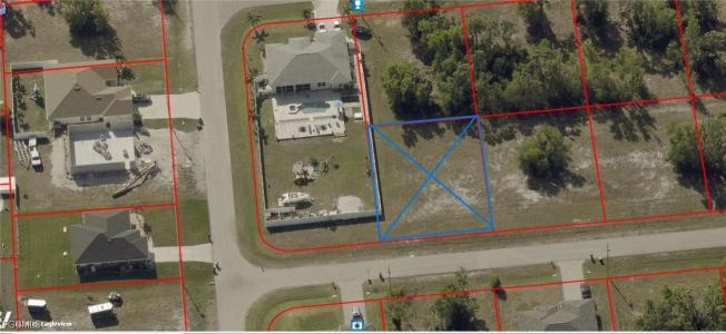 3704 NW 46th Street, Cape Coral, Florida 33993, USA
