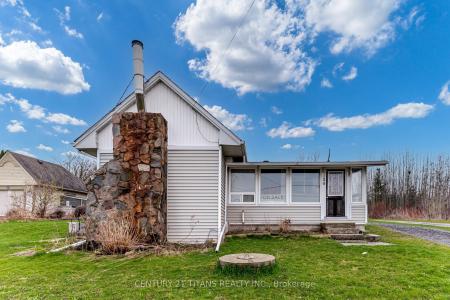 130 WEST BEACH ROAD, Clarington, Ontario L1C 3K3, Canada