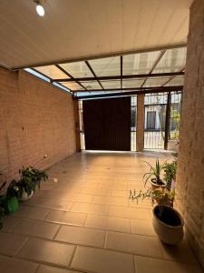 Residencial Miravalles, de Pricesmart Cartago 300 este, 100 sur, 50 este y 25 sur, casa C1 , San Francisco Central, Cartago 00001, Kosta Rika