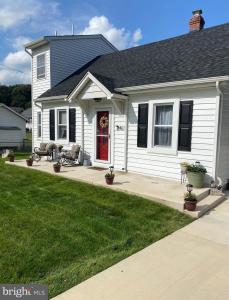 8411 Brady Avenue, Bowie, Maryland 20720, HOA KỲ