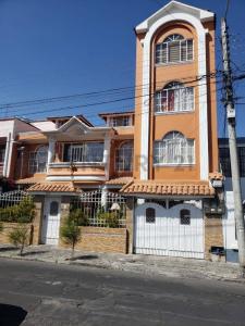 Luis Alberto Costales 3712 y Brasil 072, Riobamba, Chimborazo 00001, Ecuador