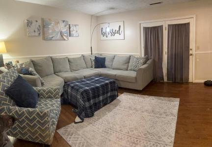 5085 Route 40 West, Staffordsville, Kentucky 41256, États-Unis