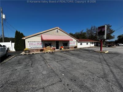 36 New Haven Road, Mount Alto, WV 26164, USA