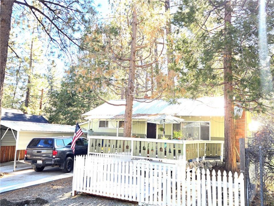 1671 Twin Lakes, Wrightwood, Califórnia 92397, Estados Unidos