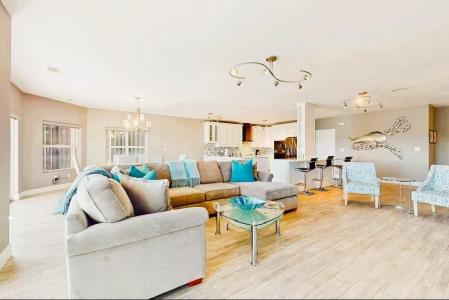 212 Harbor Boulevard 301, Destin, Florida 32541, USA