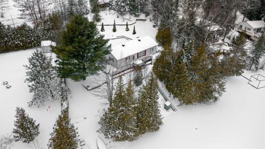 121  Ch. Victor-Robert, La Pêche, Québec J0X 2W0, Canada