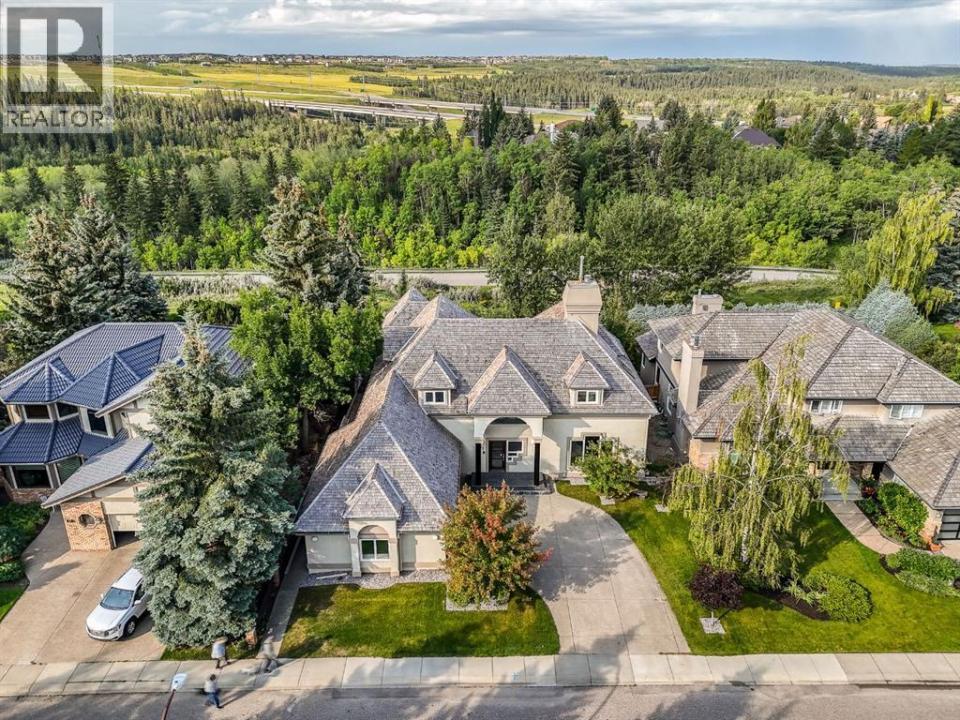 42 WOODHAVEN CRESCENT SOUTHWEST, Calgary, 阿爾伯塔 T2W 5S3, 加拿大