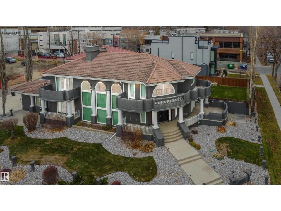 12428 103 AV NW, Edmonton, Alberta T5N 0R3, Canada