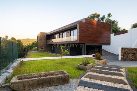 Valongo, Porto 4445-321, Portugal