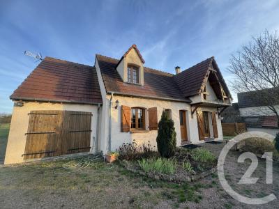 Teigny, Bourgogne 58190, France