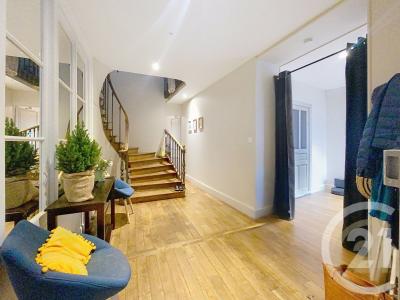 Bar Sur Aube, Champanha-Ardenas 10200, França