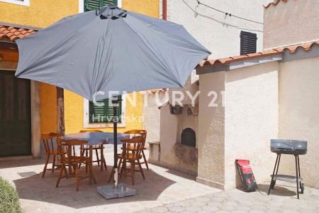 Pula, Pula, Istarska Županija 52206, Croatia