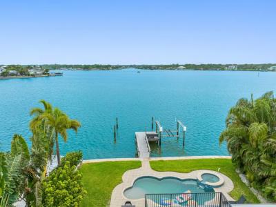 387 12th Ave, Indian Rocks Beach, فلوريدا 33785, الولايات المتحدة