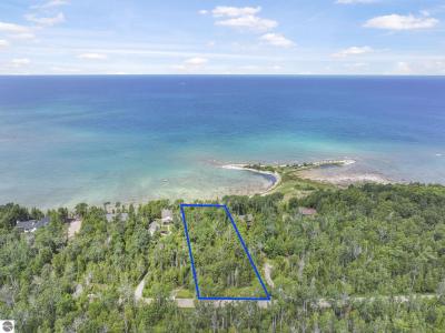 14935 N Cathead Bay Drive, Northport, Michigan 49670, USA