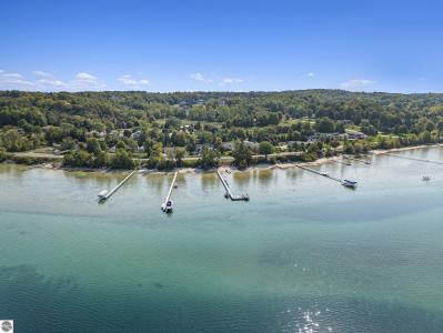 1503 Braemar Drive, Traverse City, Michigan 49686, USA