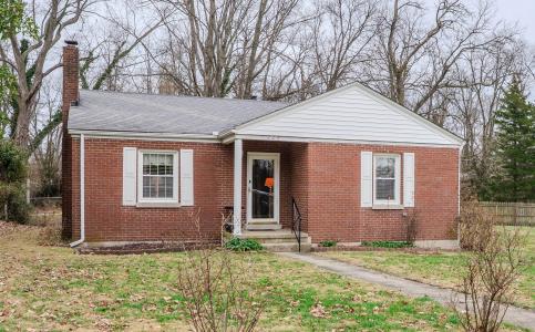 224 E Cross Street, Midway, Kentucky 40347, USA