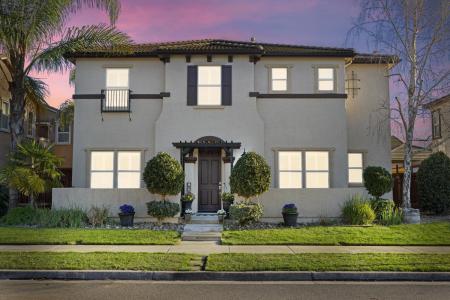 2555 Morgan Street, Oakdale, California 95361, USA