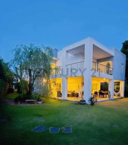 Colinas del Urubo I , Urubo, Santa Cruz 00001, بوليفيا