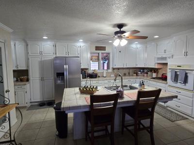 1471 Kaylor Road, Mountain Grove, Missouri 65711, USA