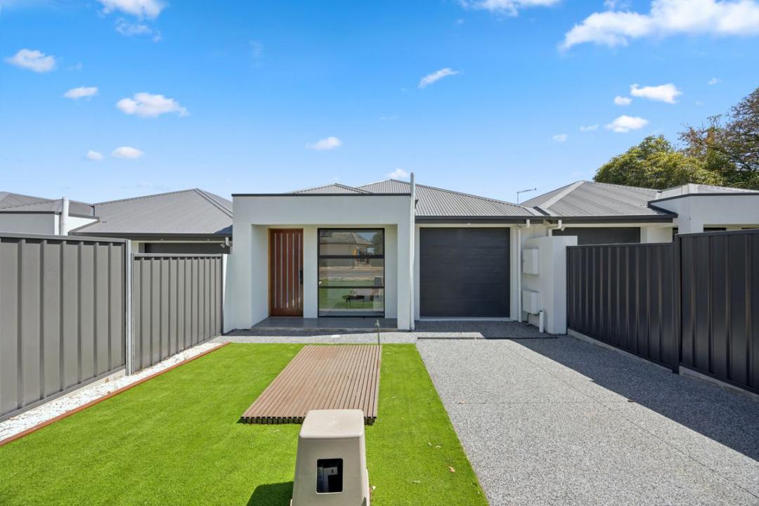 1B Alexander Avenue, Campbelltown, SA 5074, Austrália