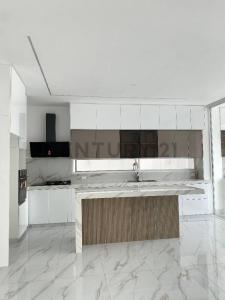 Urbanización Estancias del Río, Samborondón S/N, Guayaquil, Guayas 00001, Ecuador