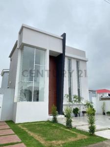 El Condado de Vicolinci Sn, Daule, Guayas 00001, Ecuador