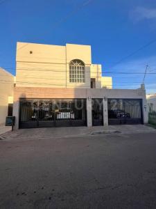 Montes Pirineos 805,, Cajeme, Sonora 85138, México