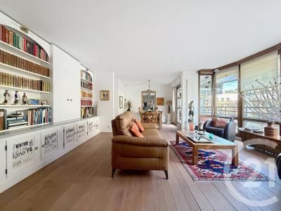 Levallois Perret, Île-de-France 92300, France