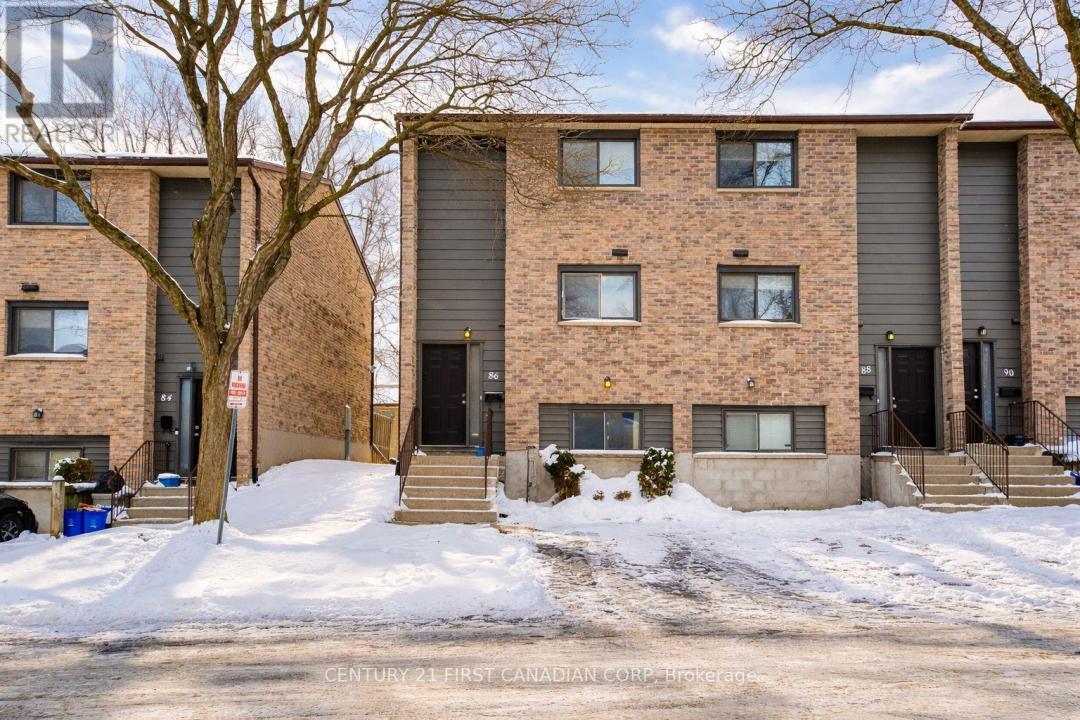 40 SUMMIT AVENUE, London North (north N), Ontario N6H 4S3, Kanada