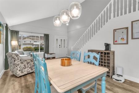 3819 GLEN CANYON DRIVE, West Kelowna, Colúmbia Britânica V4T 2P7, CANADÁ