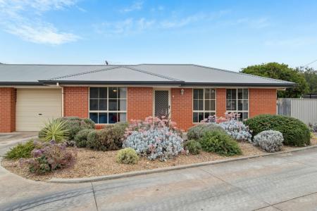 1/27 Cliff Avenue, Port Noarlunga South, SA 5167, Australia