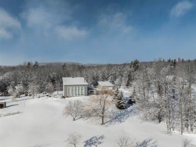 211  Ch. Simoneau, Orford, Quebec J1X 6S4, Canada