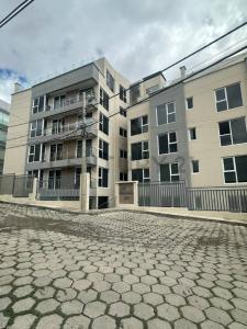 Edif. Jose Francisco #85 85, Los Pinos, La Paz 00001, Bolivia