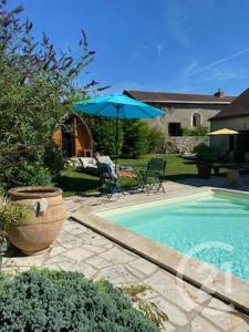 Bellenaves, Alvernia 03330, Francia