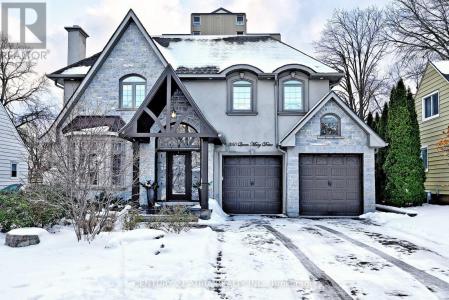 350 QUEEN MARY DRIVE, Oakville (co Central), Ontario L6K 3L8, Canada