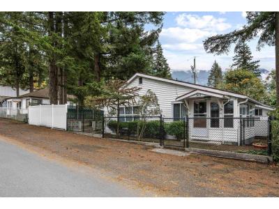 363 PINE STREET, Cultus Lake, 브리티시 컬럼비아주 V2R 4Y9, 캐나다