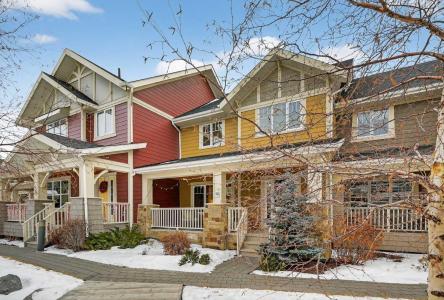 66 BENY-SUR-MER ROAD SW, Calgary, Alberta T3E 7Y3, Canada