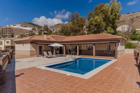 Granada, Andalucía 18690, Spain